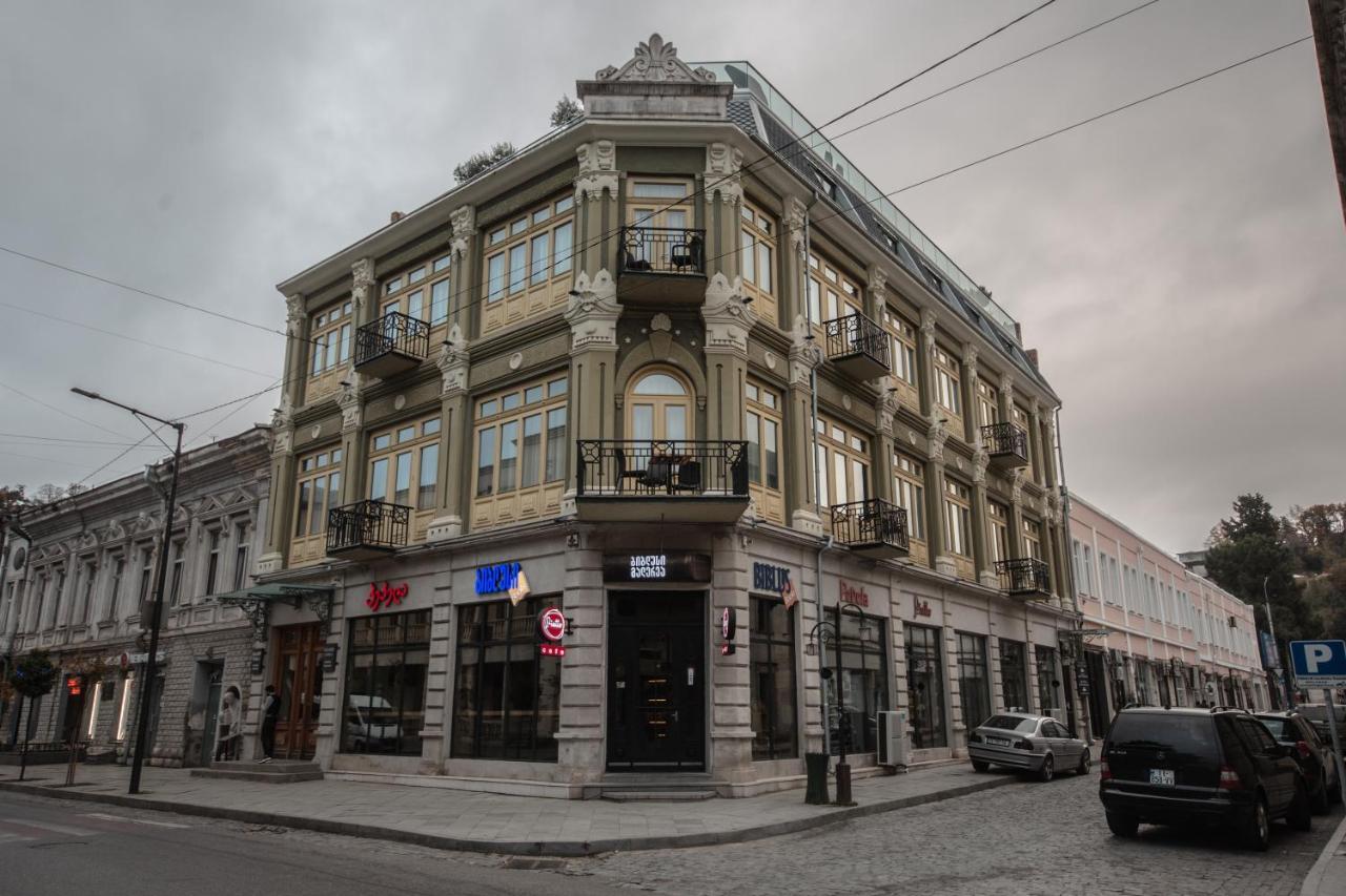 Grand Opera Hotel Koetaisi Buitenkant foto
